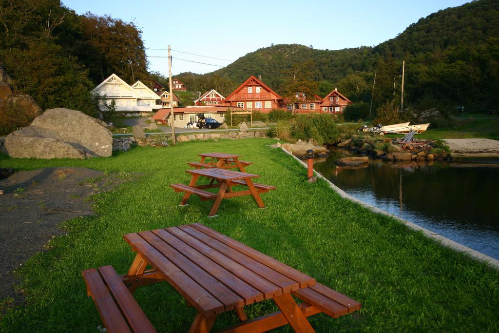 Bjornevag Ferie Hotel Farsund Kültér fotó